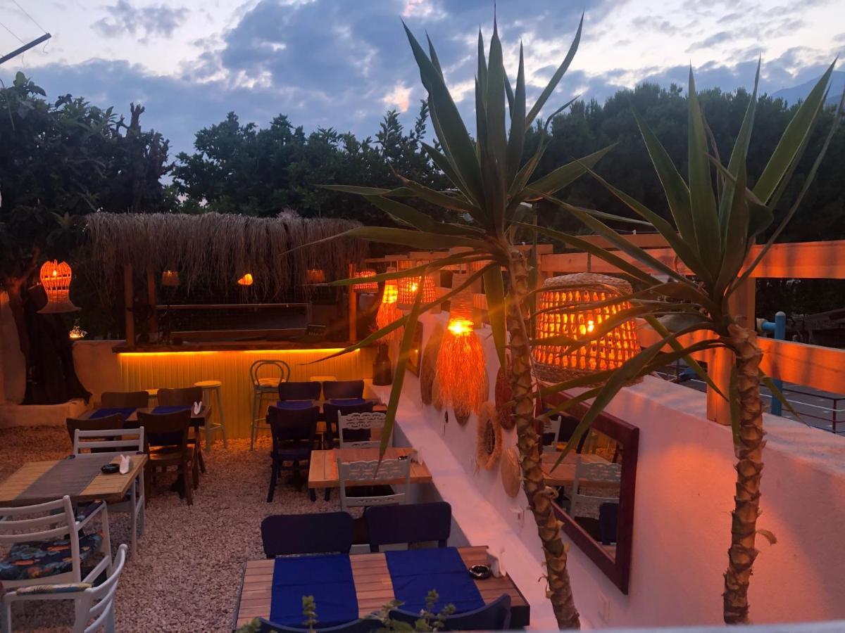 Smyrna Uzunçarşı Kas Exterior foto