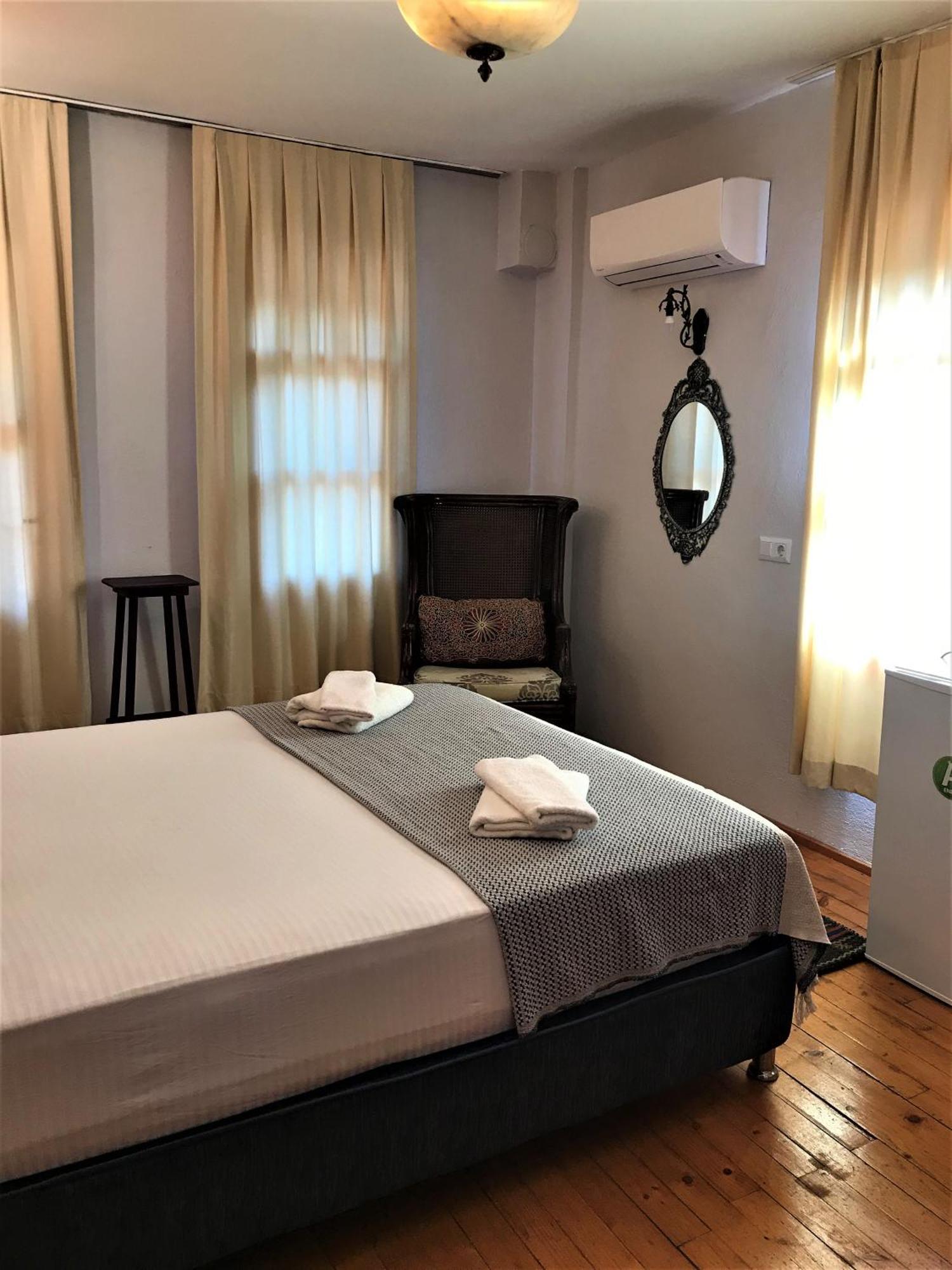 Smyrna Uzunçarşı Kas Exterior foto