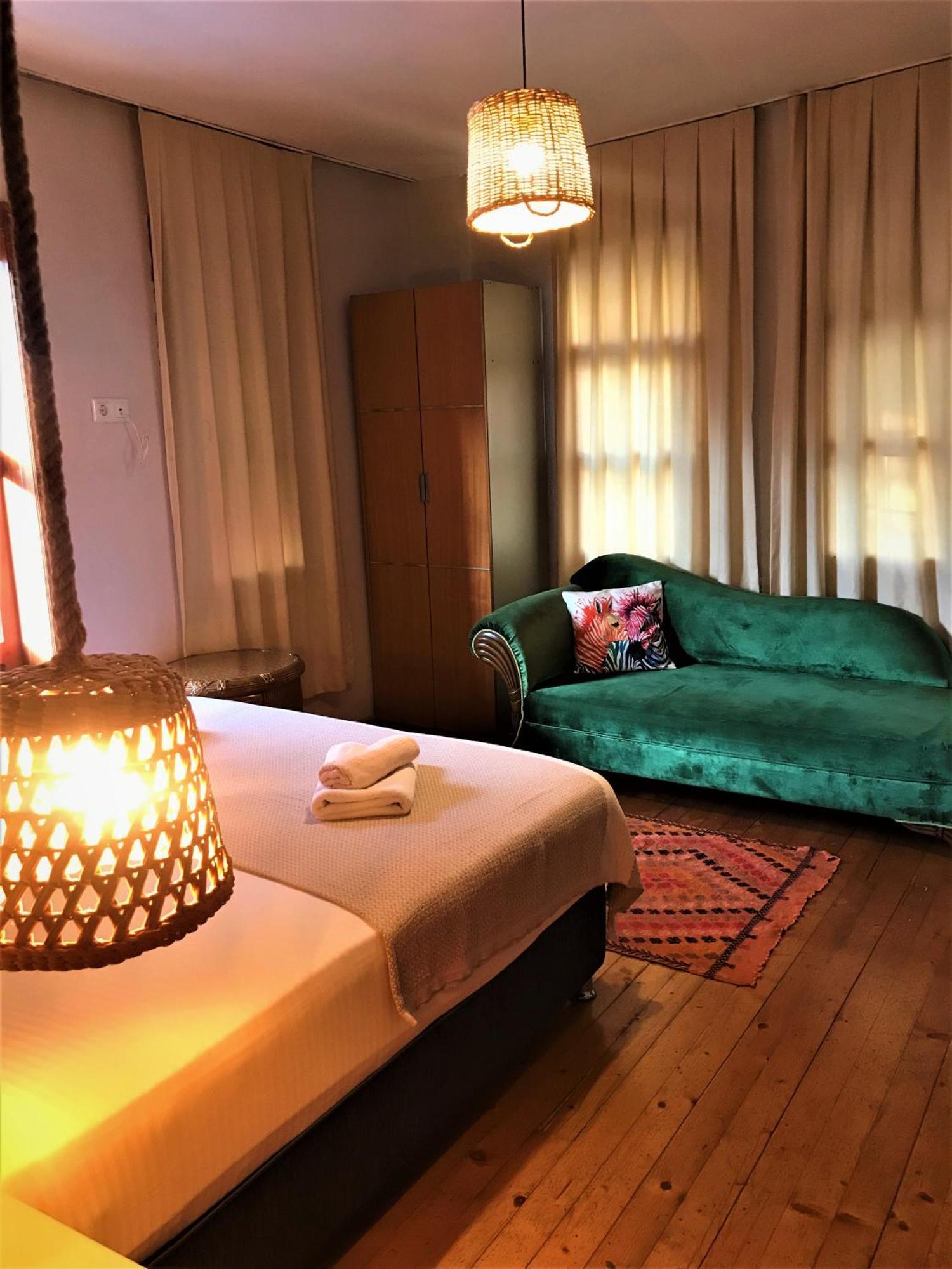 Smyrna Uzunçarşı Kas Exterior foto